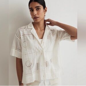 Madewell Eyelet Button-Up Camp Shirt in White size small